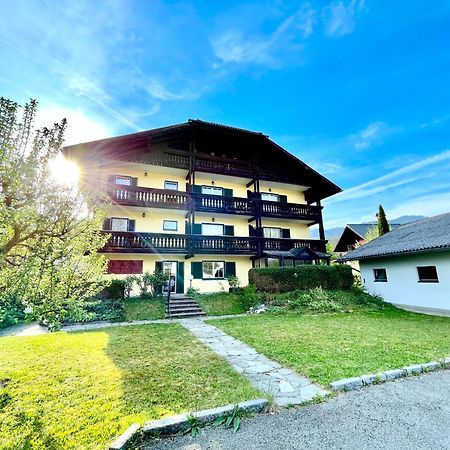Whats-App Self-Check-In - Villa Maria Theresia Бад Гоисерн Экстерьер фото