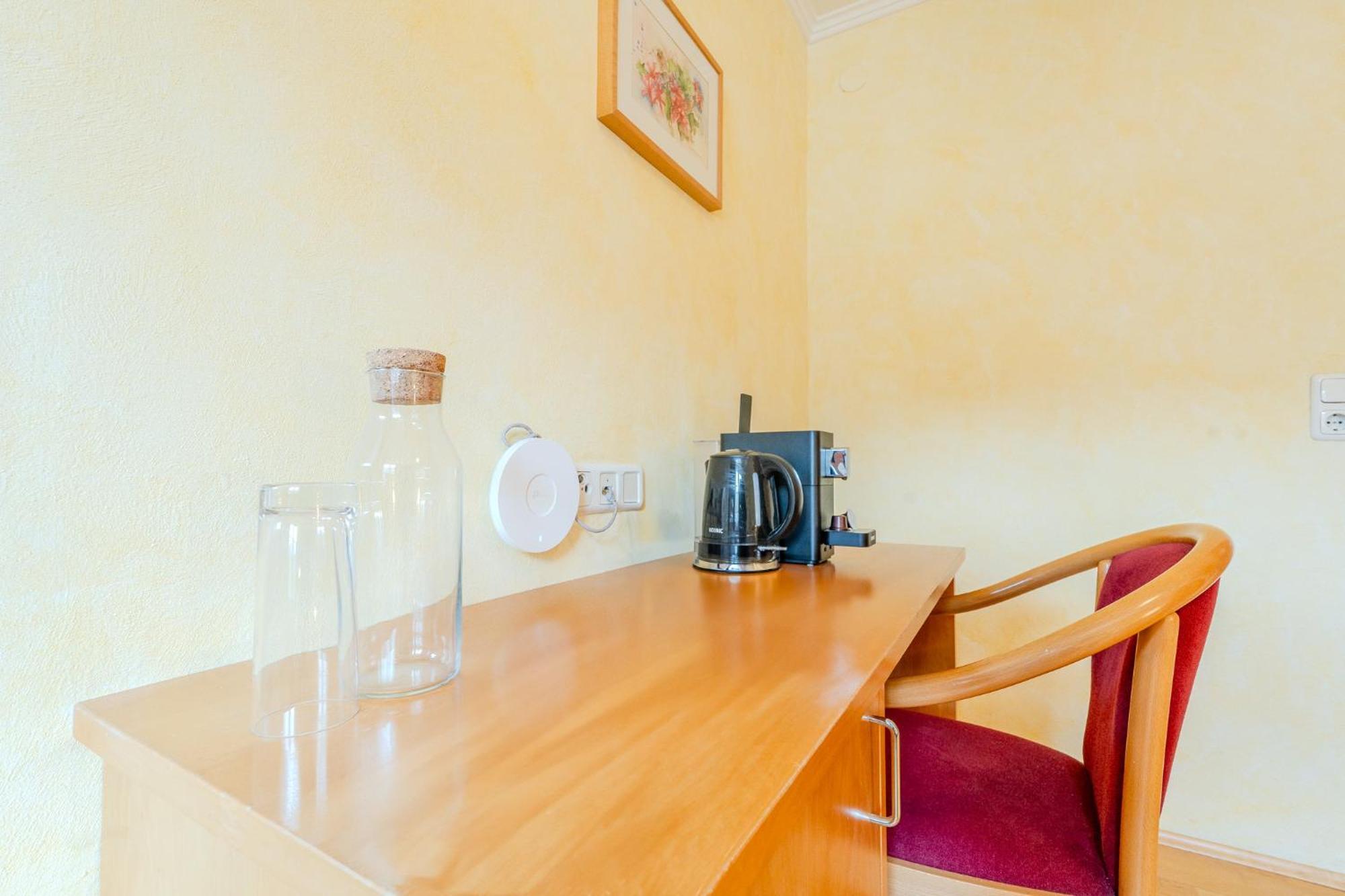 Whats-App Self-Check-In - Villa Maria Theresia Бад Гоисерн Номер фото