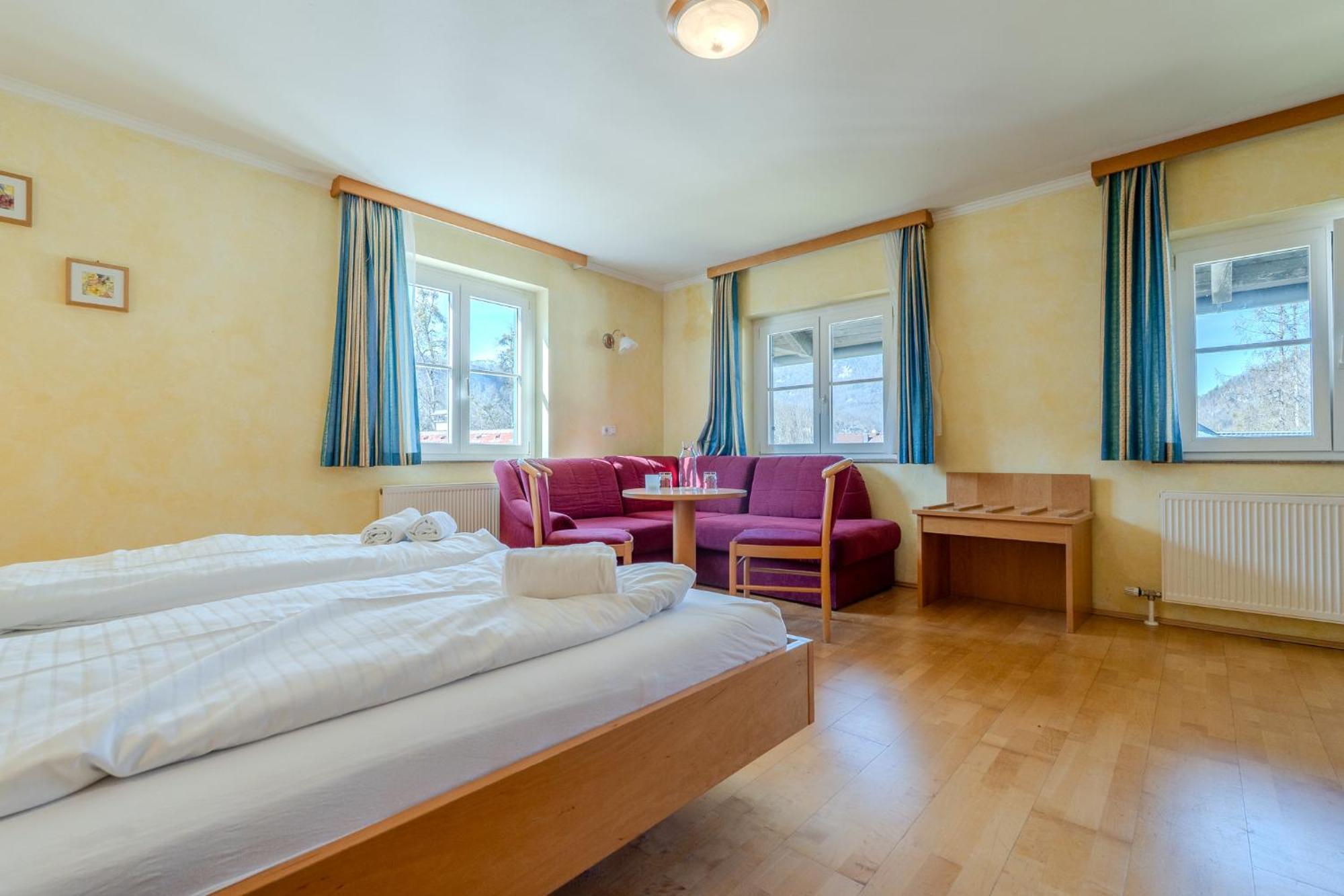 Whats-App Self-Check-In - Villa Maria Theresia Бад Гоисерн Номер фото