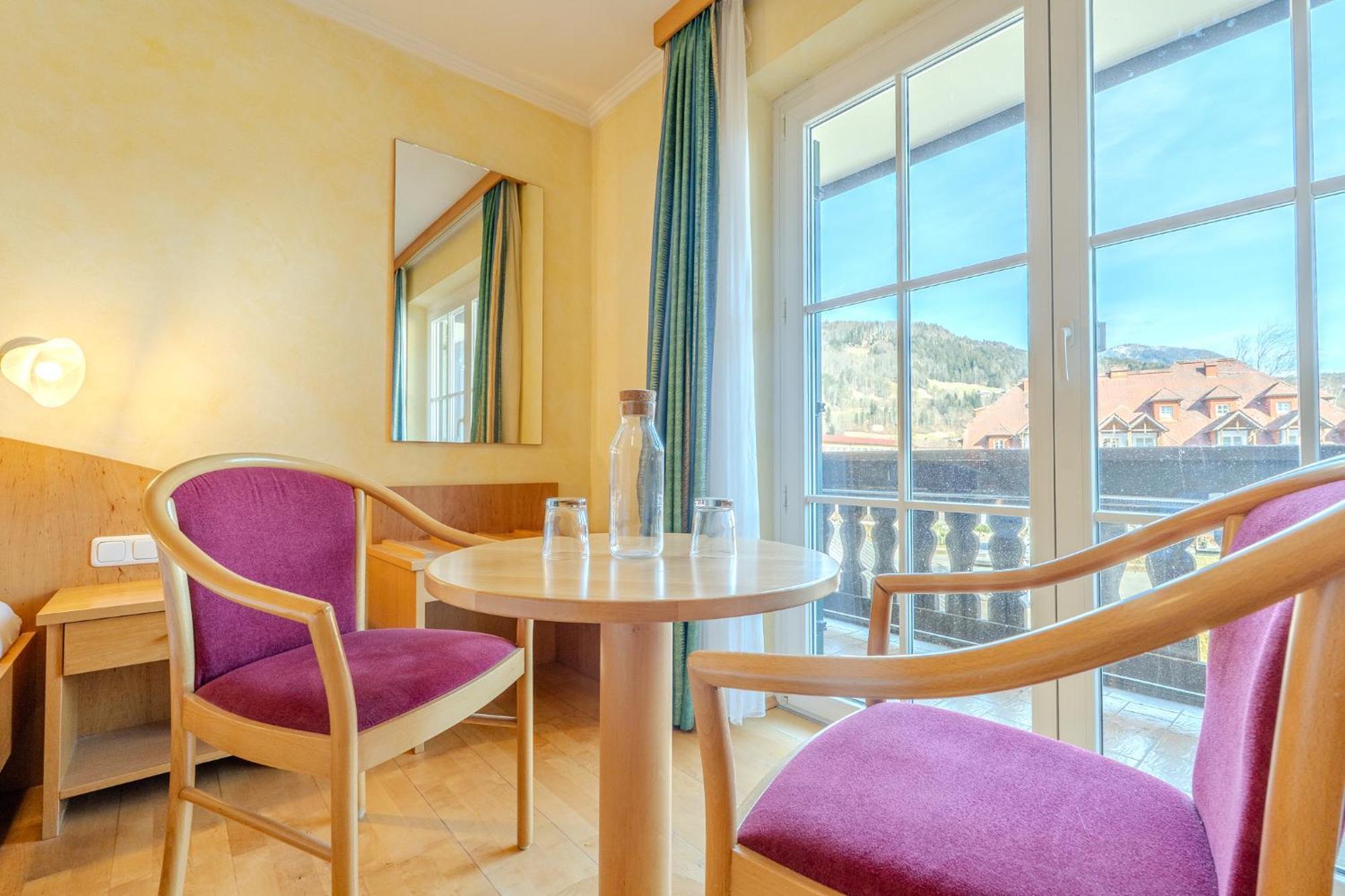Whats-App Self-Check-In - Villa Maria Theresia Бад Гоисерн Номер фото